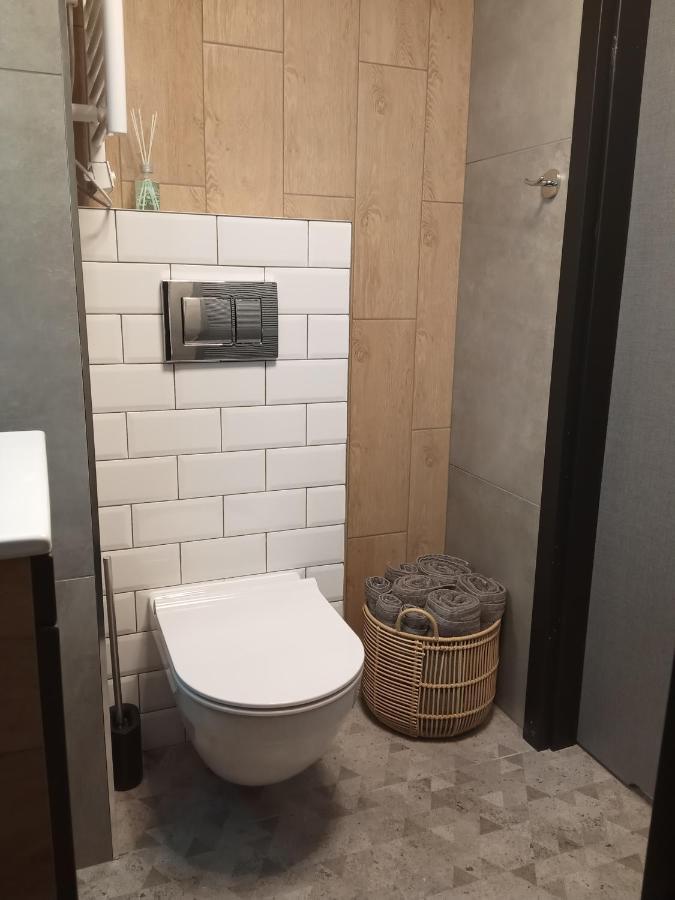 Wroclove Airport Loft 弗罗茨瓦夫 外观 照片